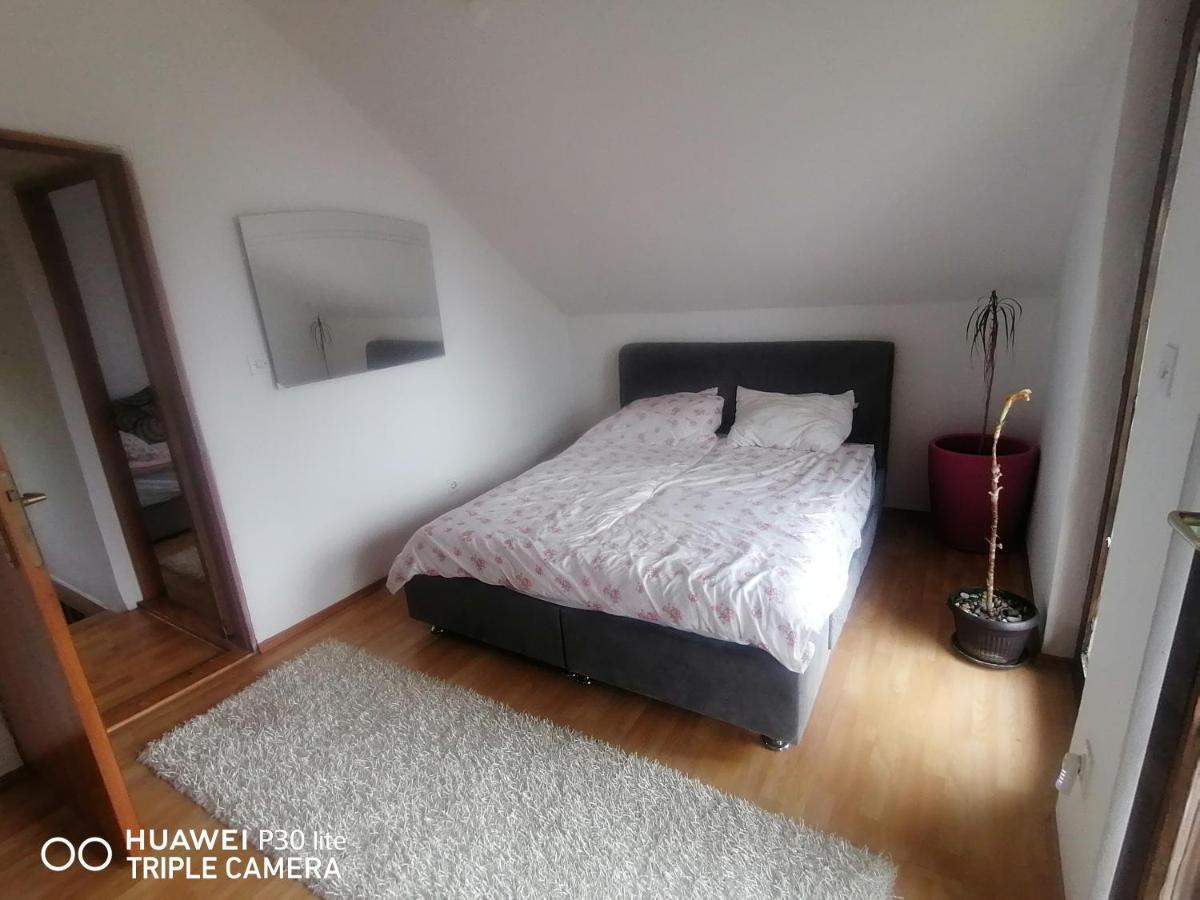 Asja Guest House Lukavac ภายนอก รูปภาพ