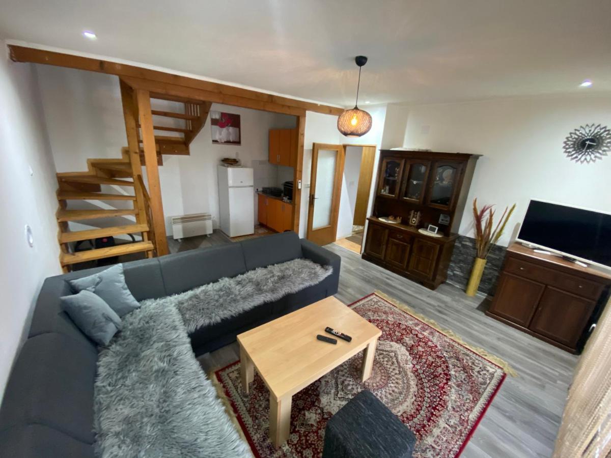 Asja Guest House Lukavac ภายนอก รูปภาพ